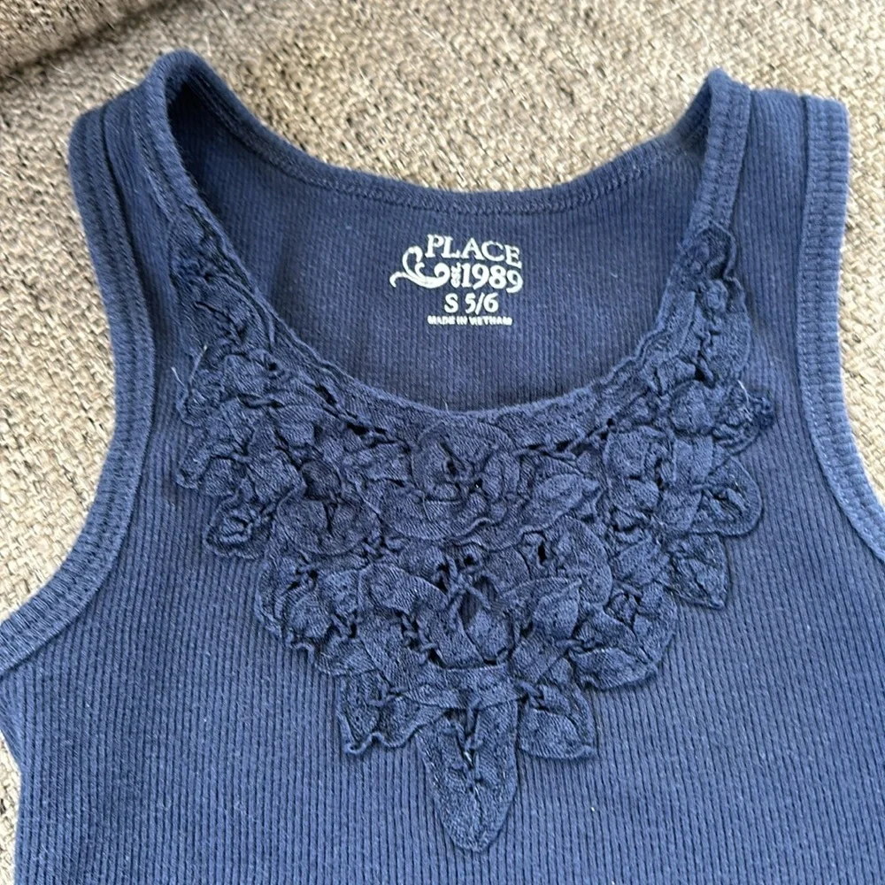 Children’s Place Girls Navy Tank Top Floral Lace Detail at Neckline Size 5